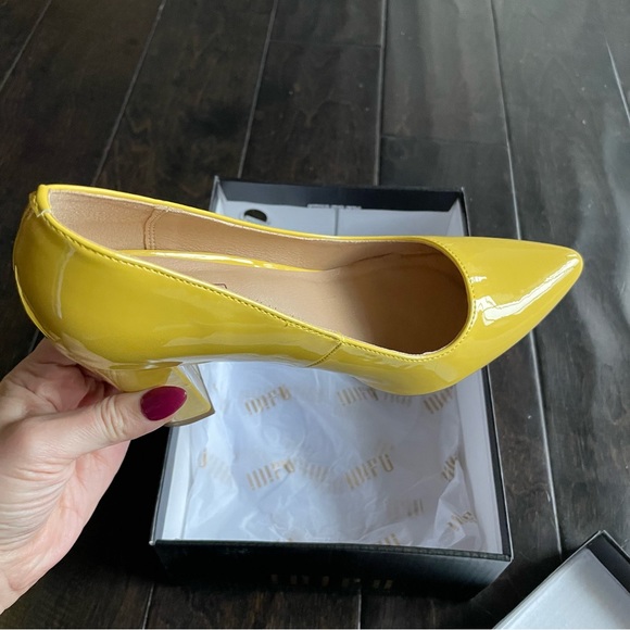 Yellow Patent Leather Pumps - Picture 9 of 13